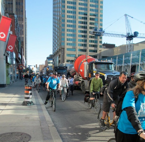 Cyclists head south on Yonge Street during Ride to Work Day